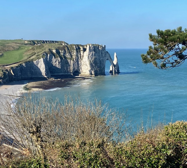 SMALL GROUP 15 pax Tours in France & Europe